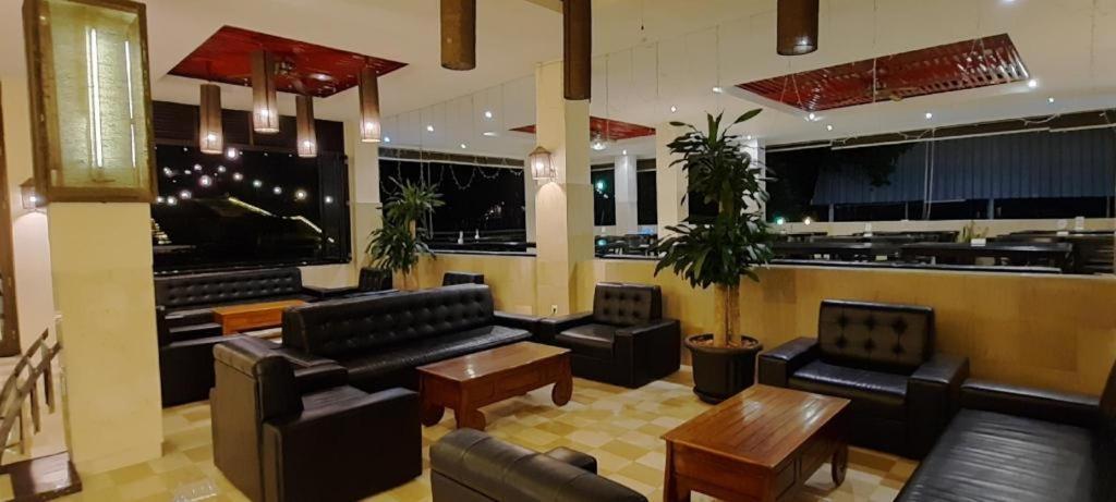 The Highland Park Resor 3*