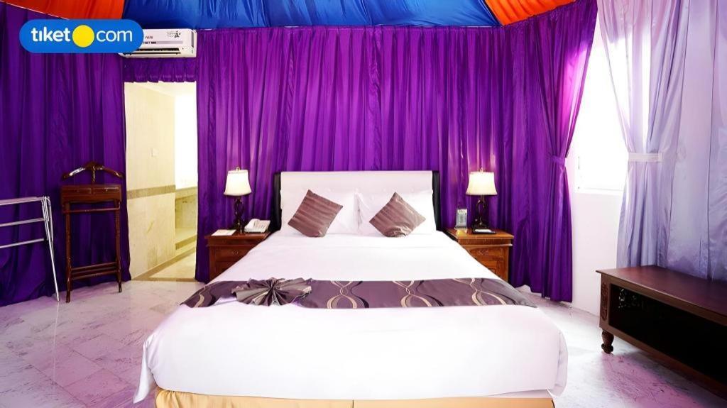 The Highland Park Resor 3*
